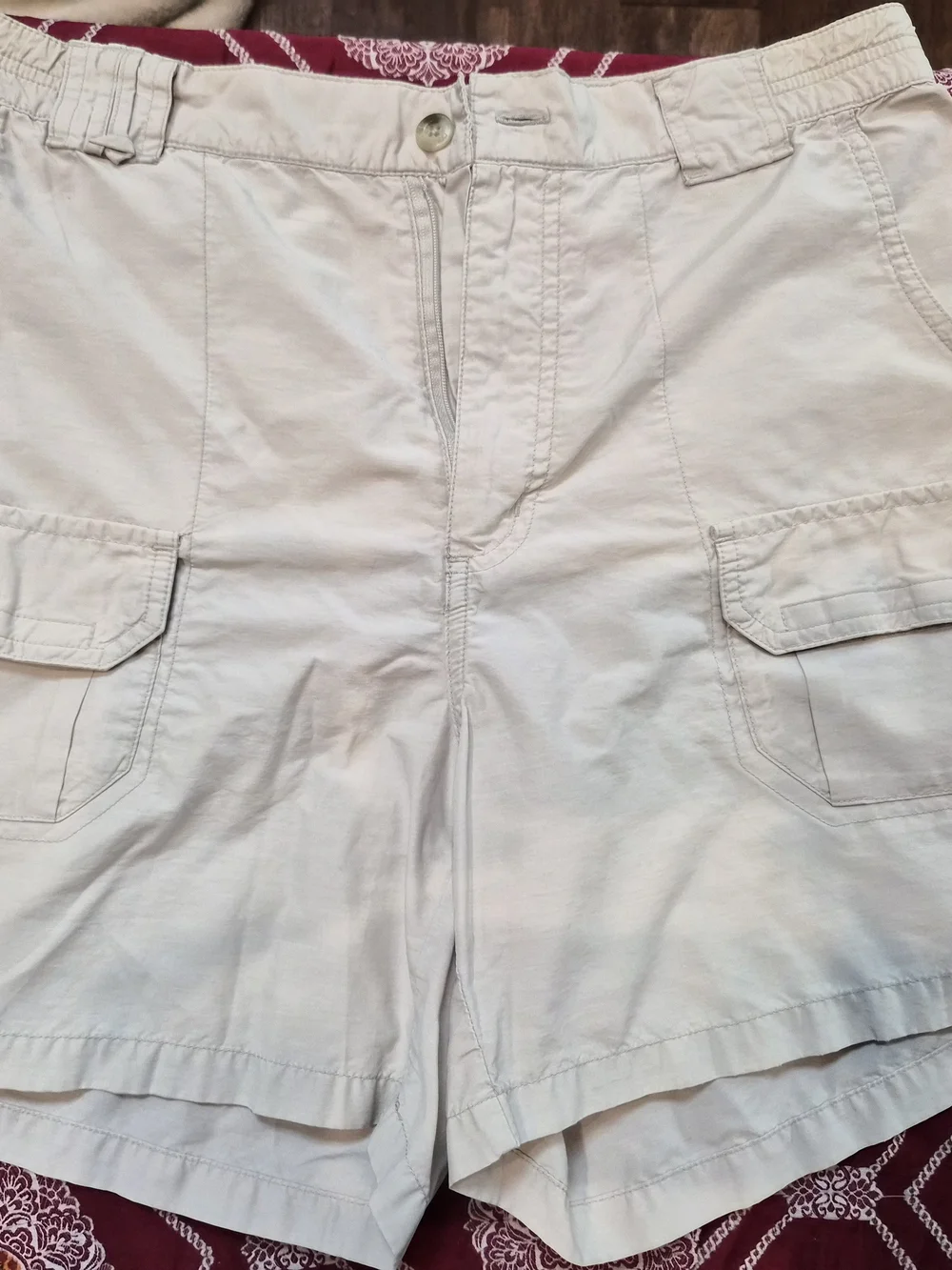 Women's Beige Cargo Shorts with Utility Pockets
